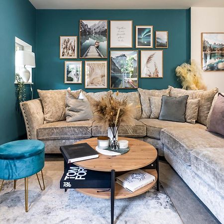 Spring Mount Huge Luxury Full Apartment- Harrogate Centre-Two Extremely Comfy Kingsize Bedrooms-Fully Equipped Modern Kitchen-Cosy Living Room With Huge Tv Ngoại thất bức ảnh