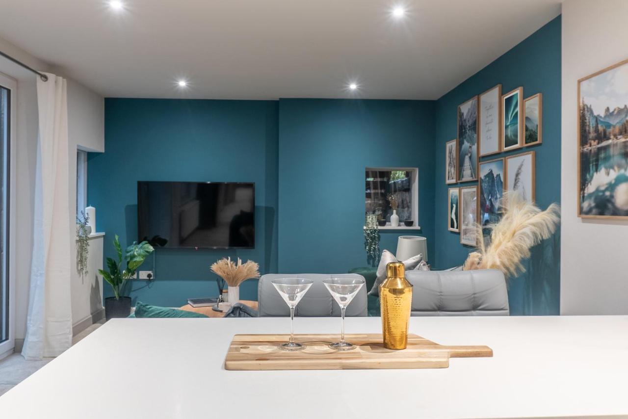 Spring Mount Huge Luxury Full Apartment- Harrogate Centre-Two Extremely Comfy Kingsize Bedrooms-Fully Equipped Modern Kitchen-Cosy Living Room With Huge Tv Ngoại thất bức ảnh