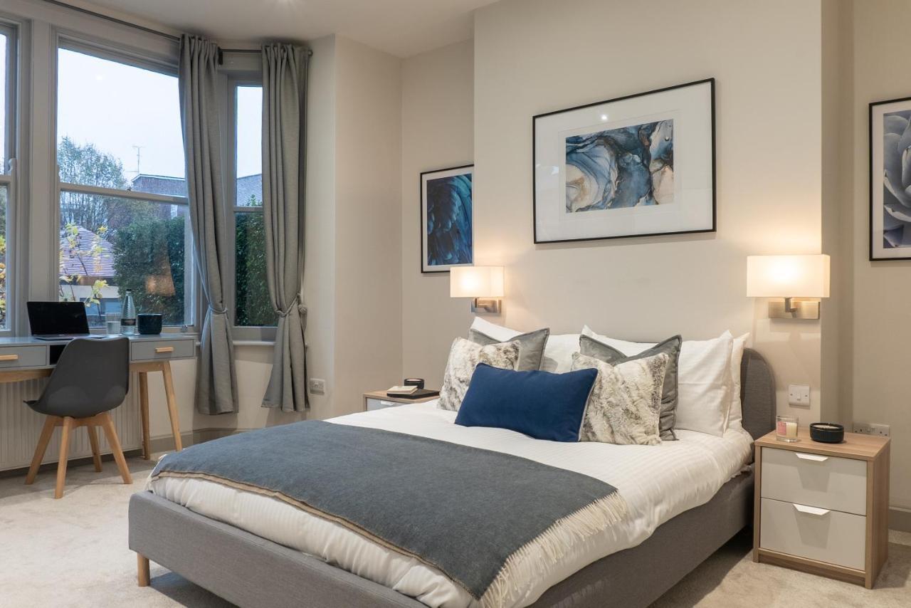 Spring Mount Huge Luxury Full Apartment- Harrogate Centre-Two Extremely Comfy Kingsize Bedrooms-Fully Equipped Modern Kitchen-Cosy Living Room With Huge Tv Ngoại thất bức ảnh
