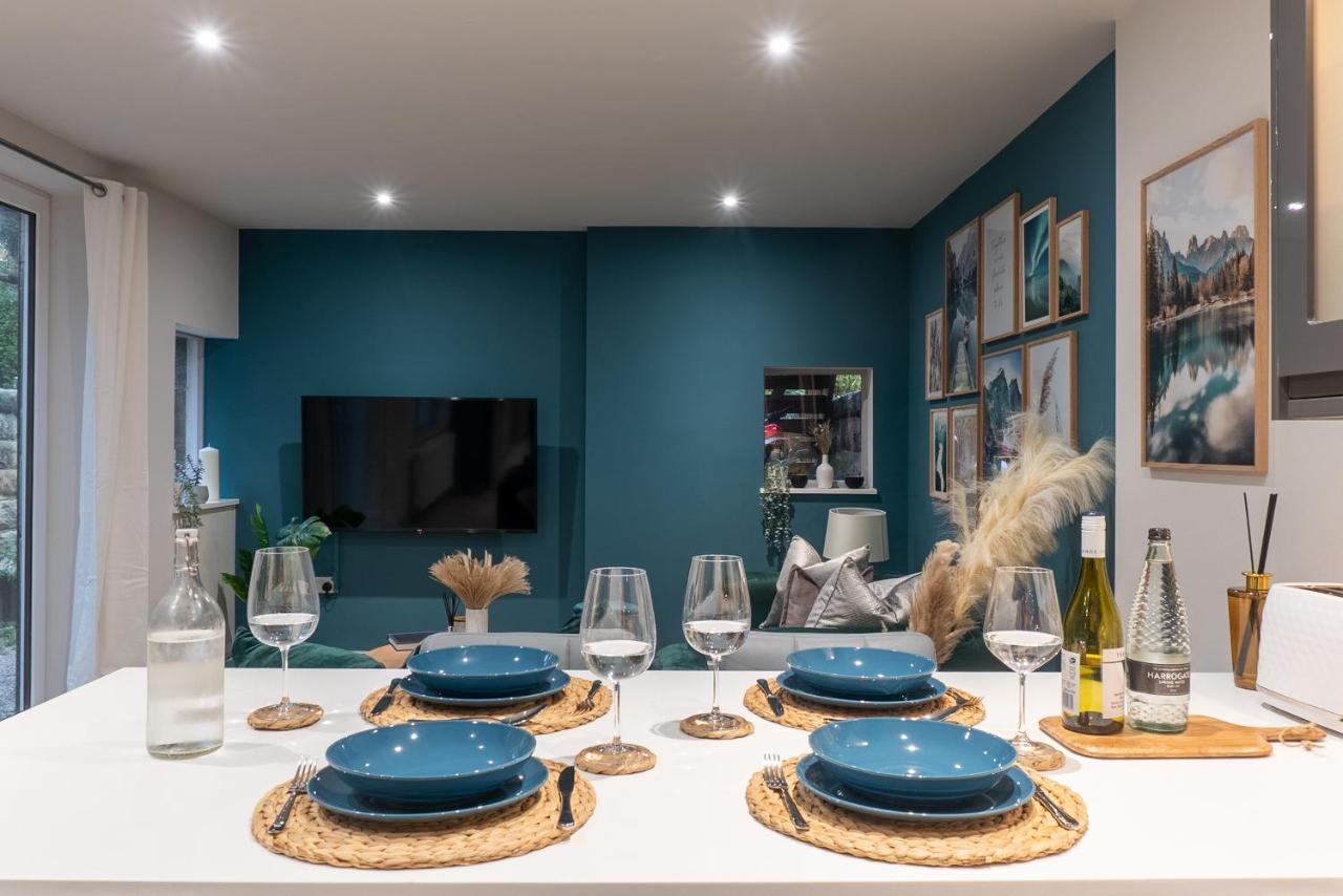 Spring Mount Huge Luxury Full Apartment- Harrogate Centre-Two Extremely Comfy Kingsize Bedrooms-Fully Equipped Modern Kitchen-Cosy Living Room With Huge Tv Ngoại thất bức ảnh
