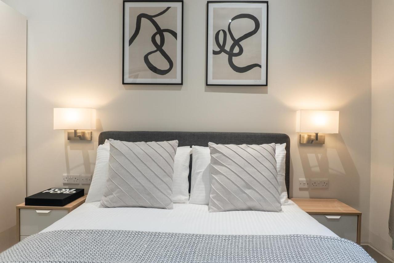 Spring Mount Huge Luxury Full Apartment- Harrogate Centre-Two Extremely Comfy Kingsize Bedrooms-Fully Equipped Modern Kitchen-Cosy Living Room With Huge Tv Ngoại thất bức ảnh